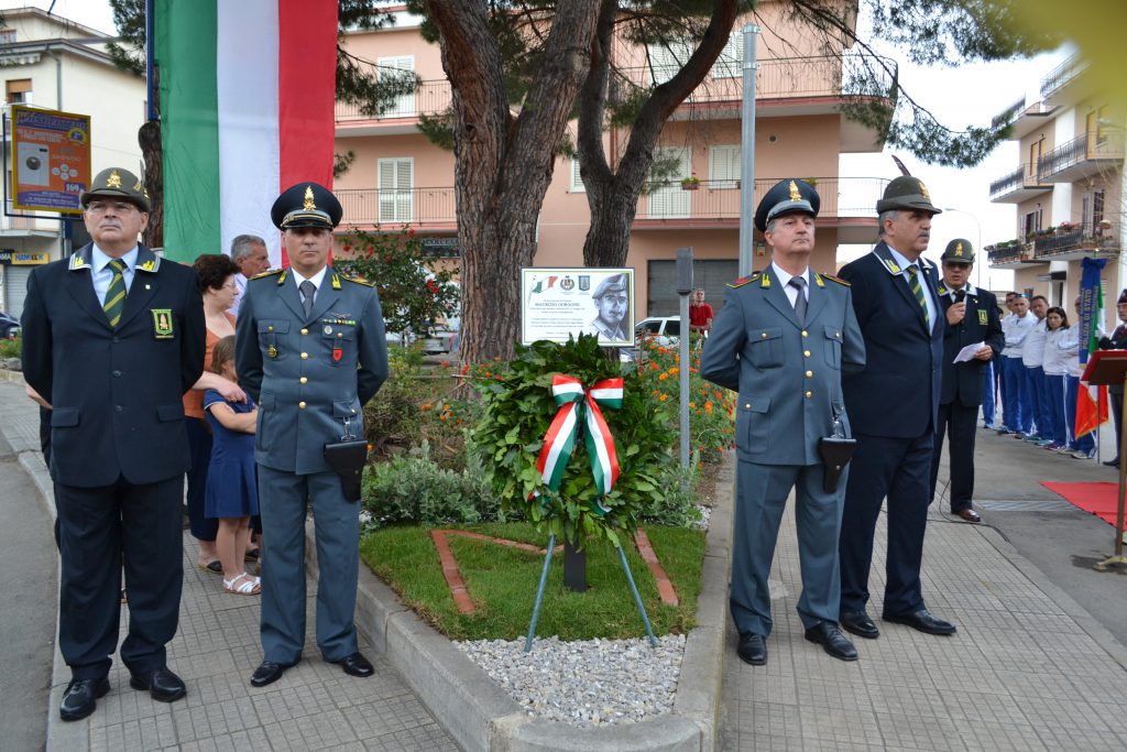 TORRENOVA – Una stele in ricordo del Fin. Maurizio Gorgone