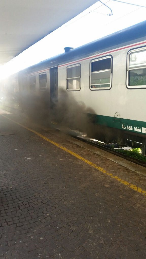 SICILIA – F.S. Principio di incendio evacuati quattro vagoni sul Roma/Palermo
