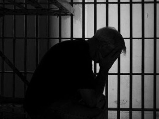 BARCELLONA P G – Detenuto si toglie la vita