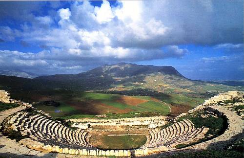 TEATRI ANTICHI – Interessante iniziativa in Sicilia