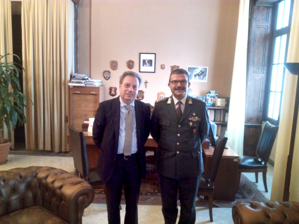 MESSINA – Il Gen. C.A. Giuseppe Vicanolo in visita ai responsabili degli Uffici giudiziari e della Prefettura