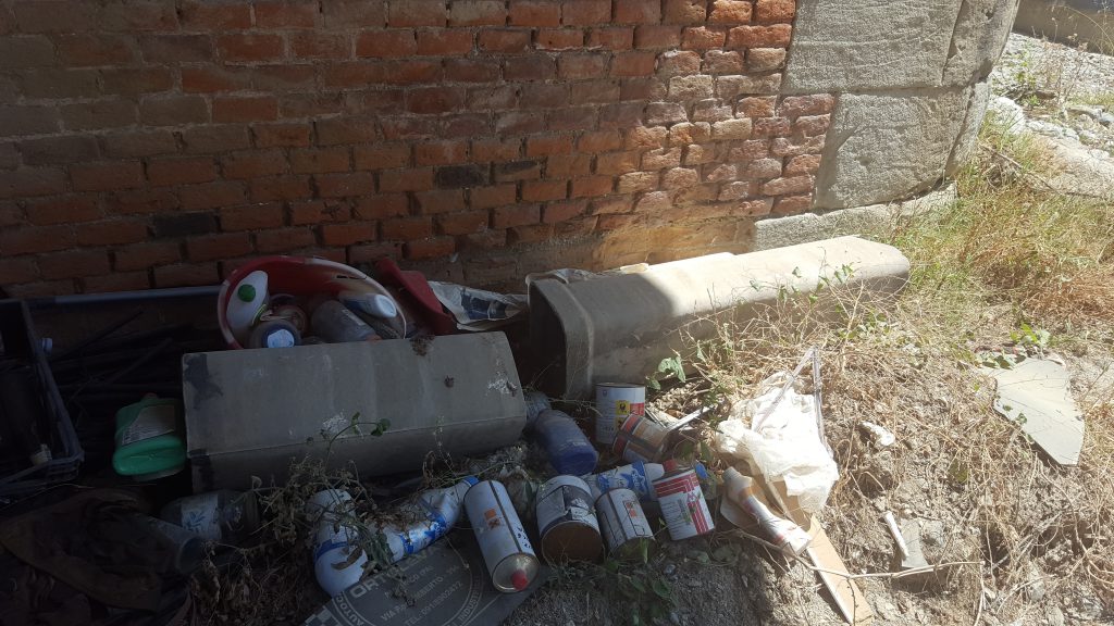 LEGAMBIENTE LONGANO – Rodì Milici, amianto sversato nel torrente Brandino