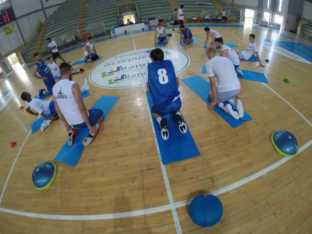 BETALAND – Al PalaSerranò di Patti in amichevole con il Basket Barcellona