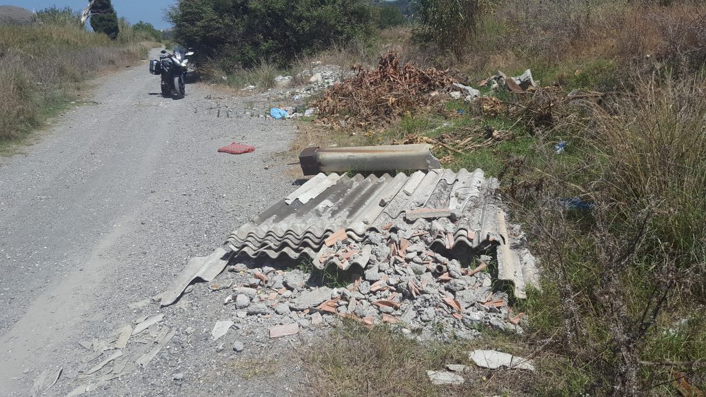 LEGAMBIENTE LONGANO – Torrente Patrì, massiccia la presenza di amianto