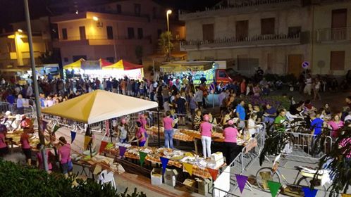 TORRENOVA – Folklore e degustazione per il  “Borgo Marinaro”