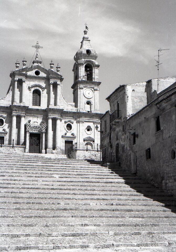 VIAGGIO IN SICILIA – Mappe e miti del mediterraneo