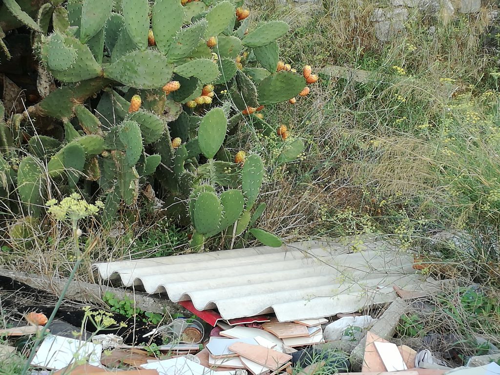LEGAMBIANTE LONGANO – Rodì Milici, rinvenuto amianto abbandonato