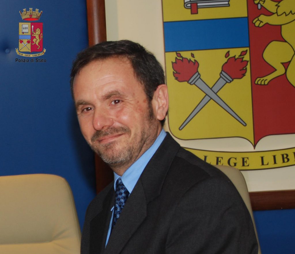 MESSINA – Il Vice Questore Aggiunto Dr. Francesco Oliveri è il nuovo Capo della Squadra Mobile