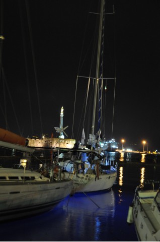WOMEN’S BOAT TO GAZA – Zaytouna ha lasciato Messina e naviga verso la Palestina