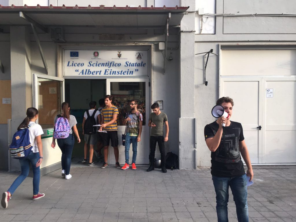 PALERMO – Continuano le proteste degli studenti a contro la buona scuola