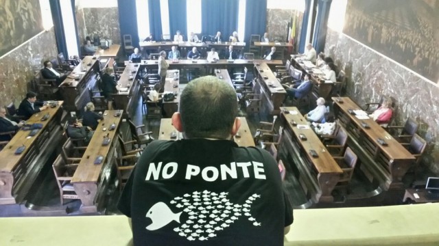 MESSINA & IL PONTE – Nient’altro che un flebile ritorno in Consiglio comunale