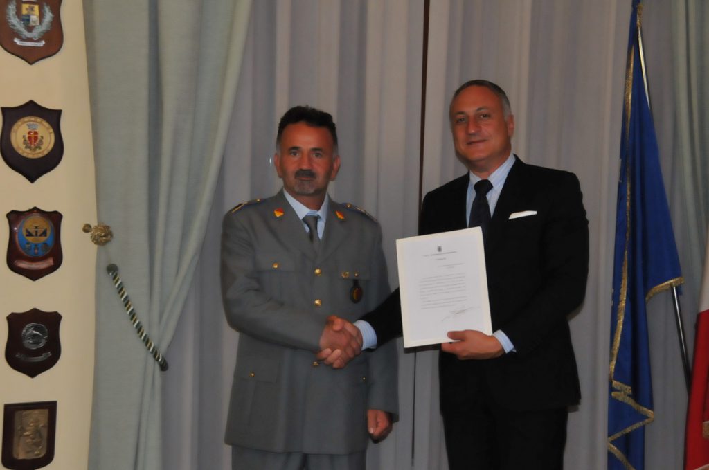 MESSINA – Salva turista francese a Salina, encomio per Elio Benenati