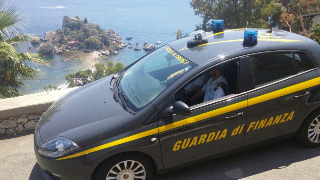 SANT’ALESSIO SICULO – Scoperto vasto giro di fatture false nel settore dell’edilizia