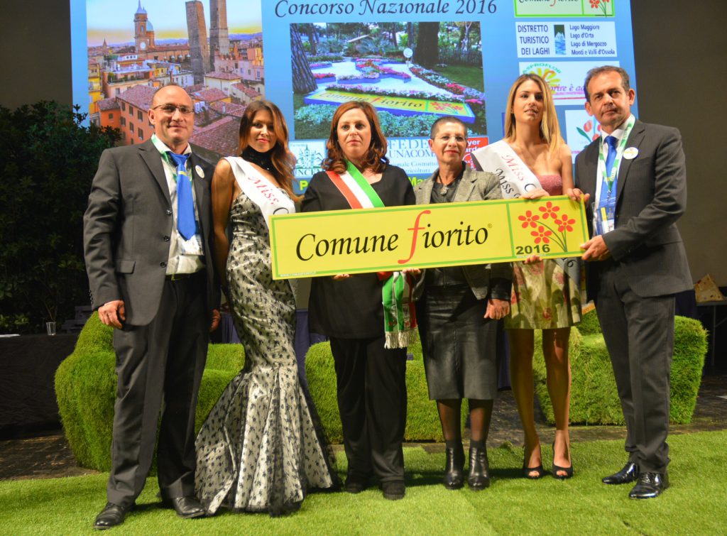 SINAGRA – Prestigiosi riconoscimenti alla premiazione Nazionale dei Comuni Fioriti