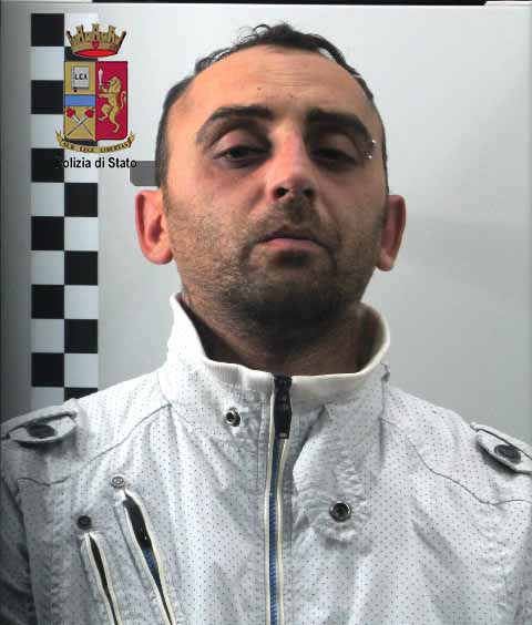 MESSINA – Colpo in edicola, arrestato in flagranza