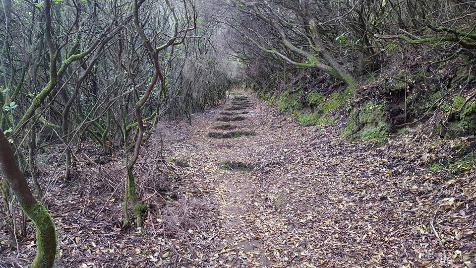 TREKKING ALLE EOLIE – Non perder l’occasione… ci arrivi in gommone da Brolo e Capo d’Orlando