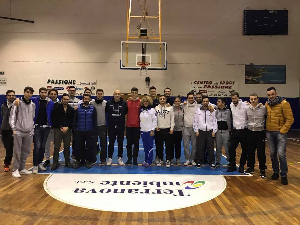BASKET – Al Palavalenti coach Fiasconaro per una lezione tecnica con gli arbitri di serie C Silver