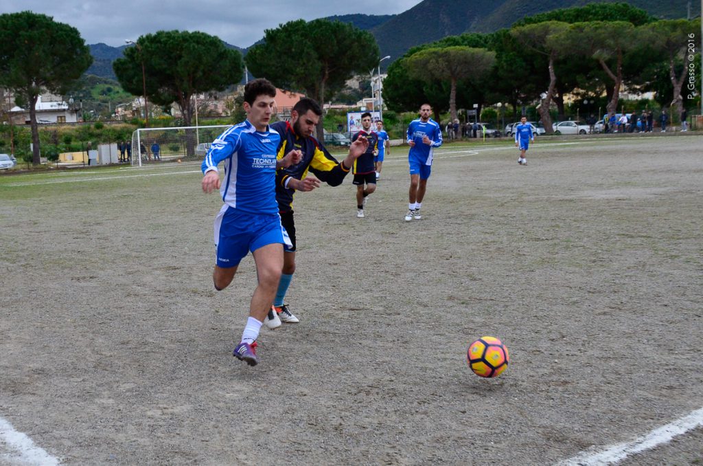 CALCIO – Terza Categoria, il Caronia c’è e riprende la marcia