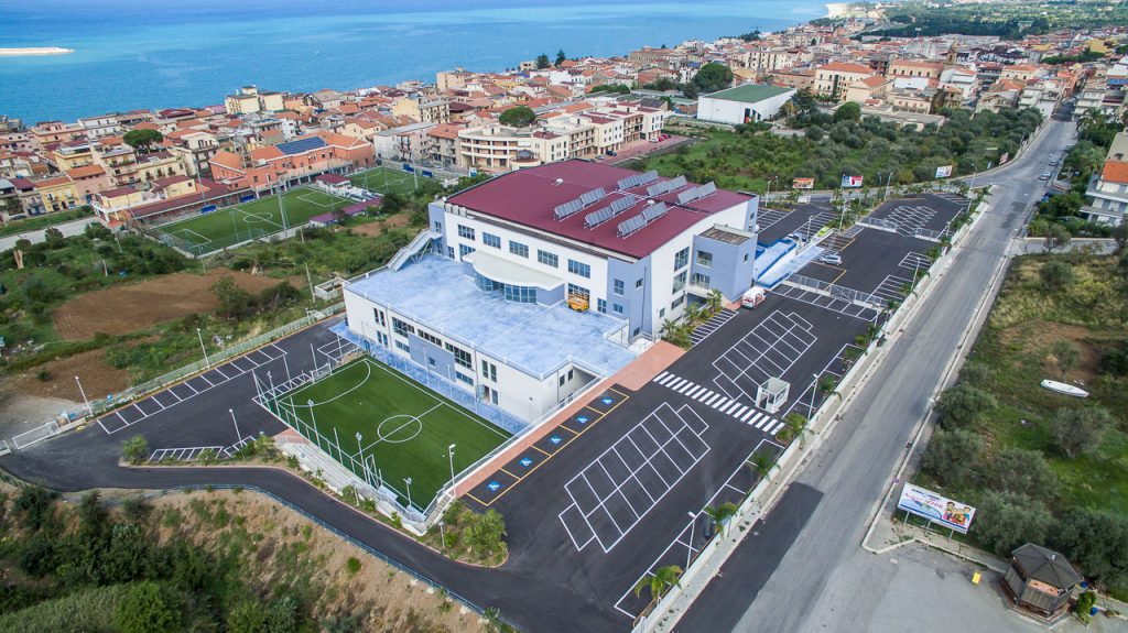 SANT’AGATA MILITELLO – Palasport Mangano proposto come hub vaccinale