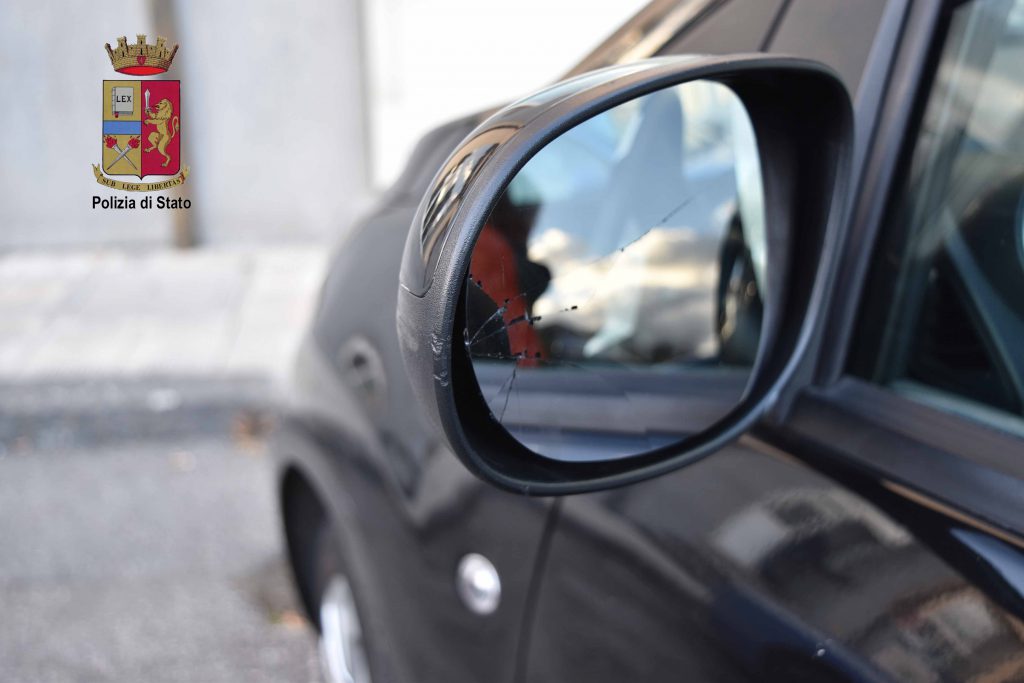 MESSINA – Truffa dello specchietto. Una coppia di truffatori denunciati
