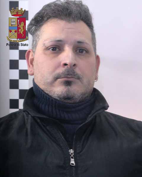 MESSINA – Telecamere per eludere i controlli delle Forze dell’Ordine, Polizia arresta per evasione messinese ai domiciliari