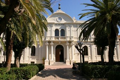STIPENDI – Non arrivano per i Contrattisti. A Capo d’Orlando aria di protesta