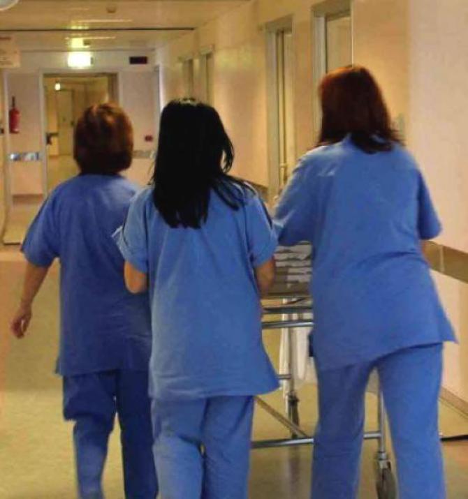 SANITA’ – Minacce e turni massacranti protestano gli infermieri