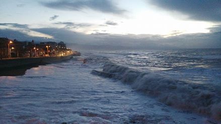 IL MARE D’INVERNO – Quello di questa sera a Capo d’Orlando
