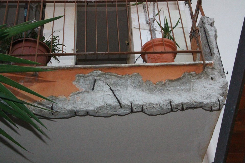 CAPO D’ORLANDO – Case popolari: Lo specchio del degrado delle istituzioni
