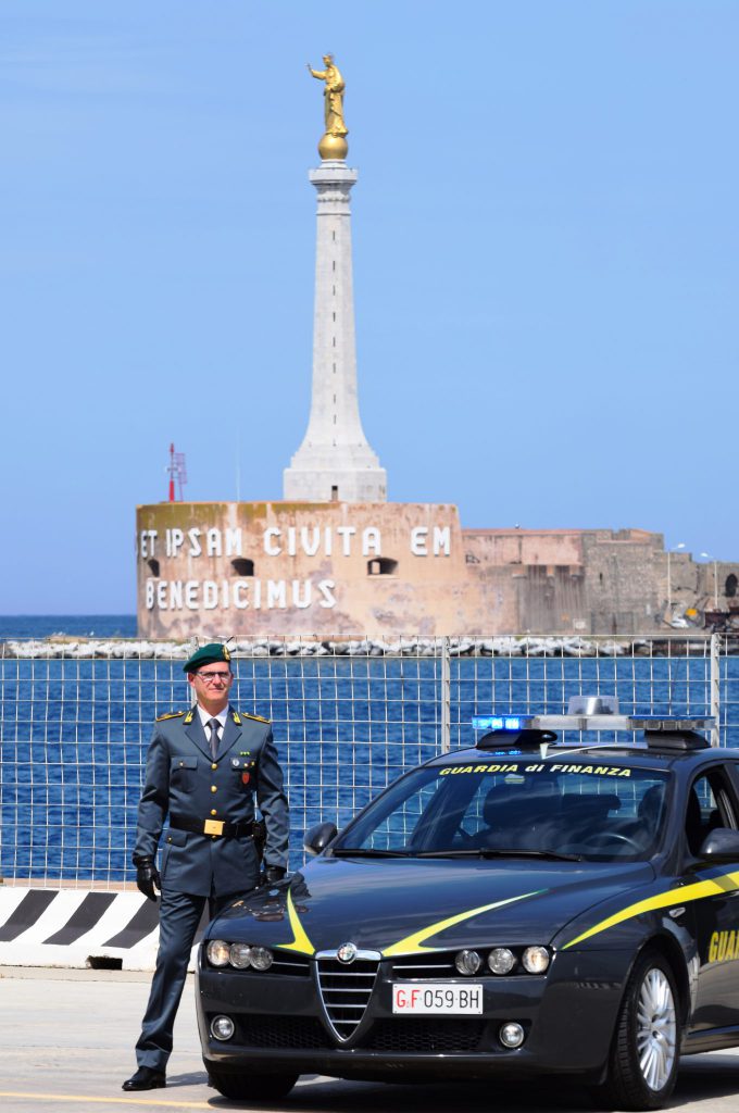 OPERAZIONE ANTIMAFIA “DOMINIO” – In esecuzione 21 arresti e sequestri per oltre 10 mln