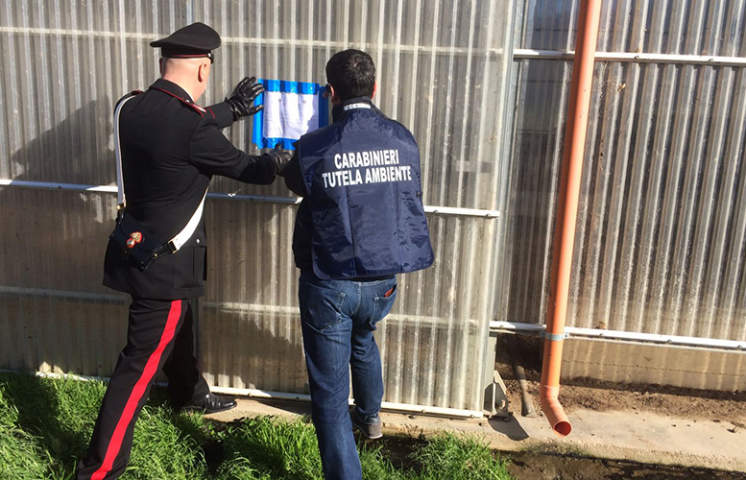 PACE DEL MELA – Violazione norme ambientali, sequestrato capannone