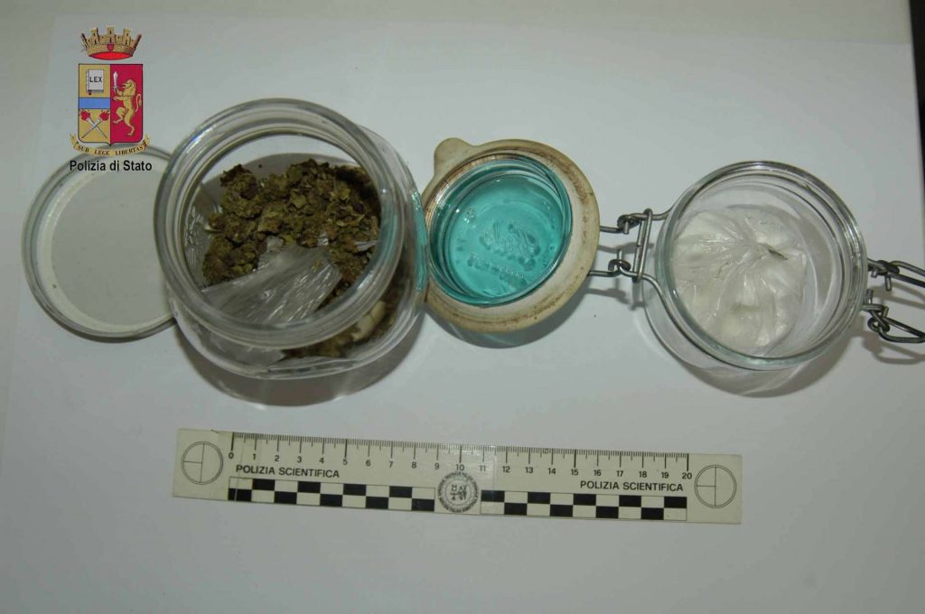 BARCELLONA P.G. – Droga: Quindicenne arrestato
