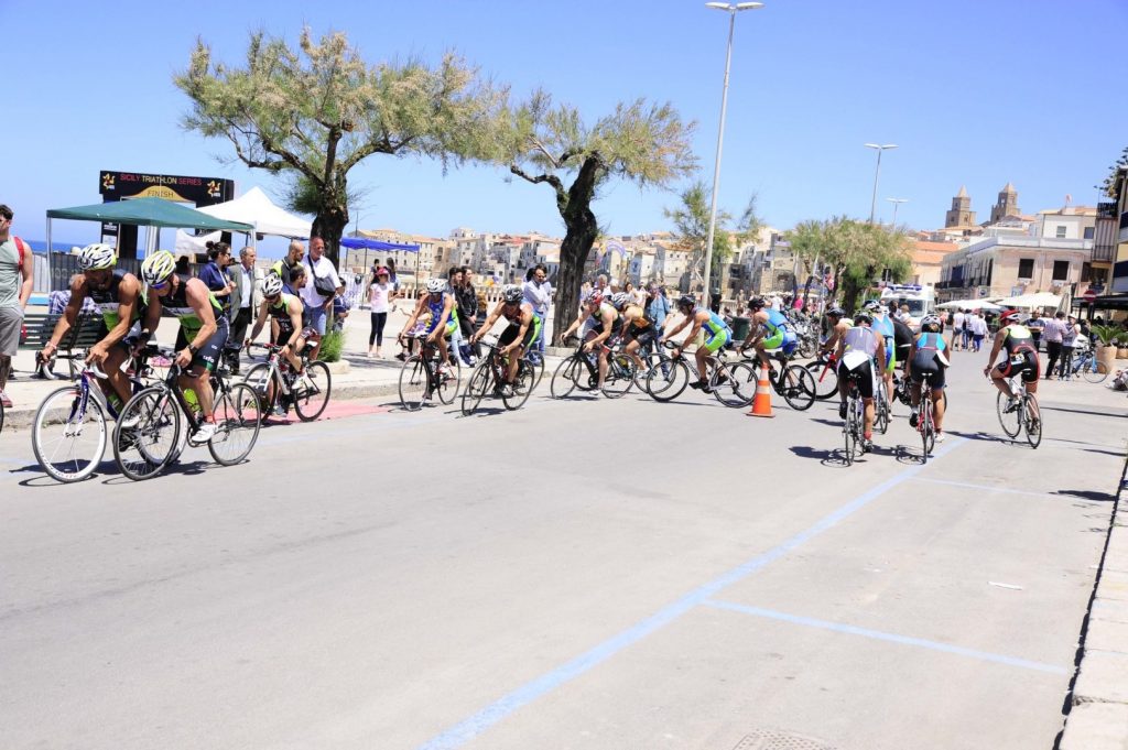 TRIATHLON – Entra nel vivo la stagione per i triathleti Odysseus