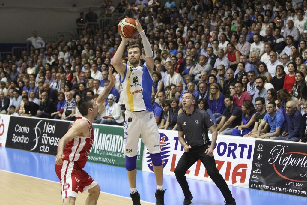 BETALAND – Milano vince Gara 3