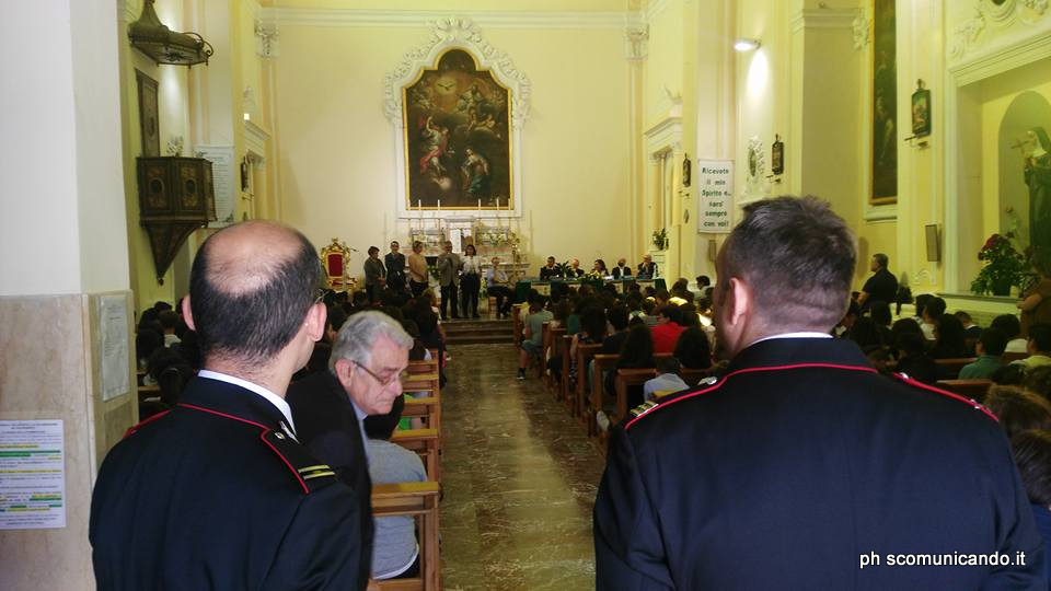 CHIUSO PER FURTO – Padre Enzo, a Brolo, chiude le Chiese…
