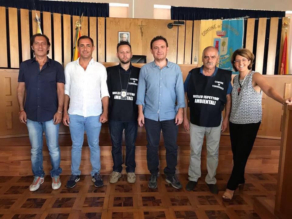 TORRENOVA – Per il corretto conferimento dei rifiuti e la tutela del territorio arriva l’Ispettore Ambientale