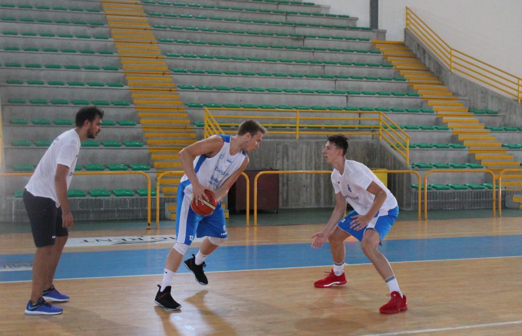 BASKET – Ultimo allenamento a Patti, Brienza: “Molto contenti della disponibilità della squadra”
