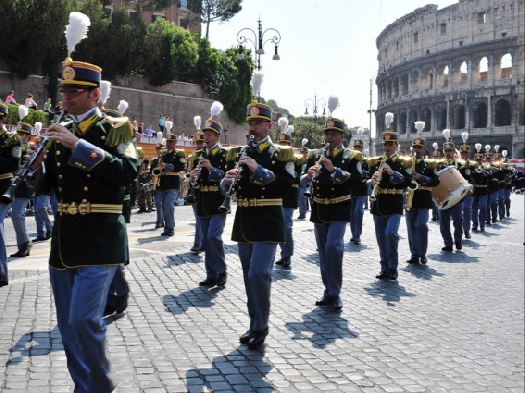 GUARDIA DI FINANZA – Concorso per titoli ed esami, per il reclutamento di 8 esecutori della banda musicale