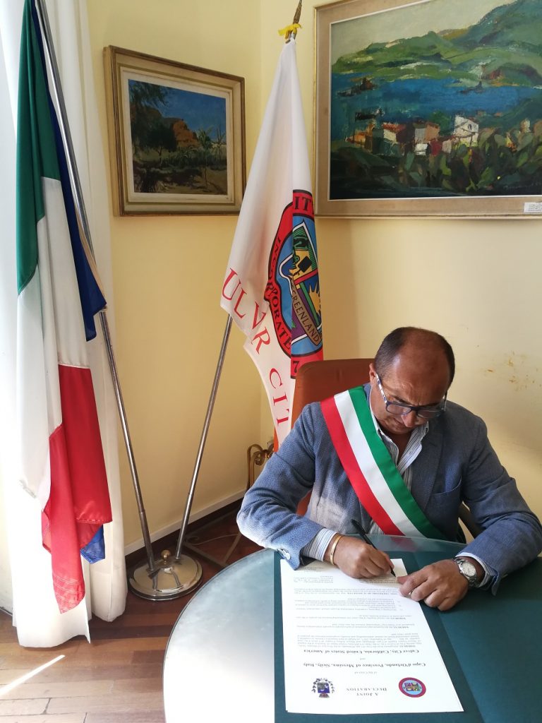 CAPO D’ORLANDO – Gemellaggio con Culver City: firmato il protocollo