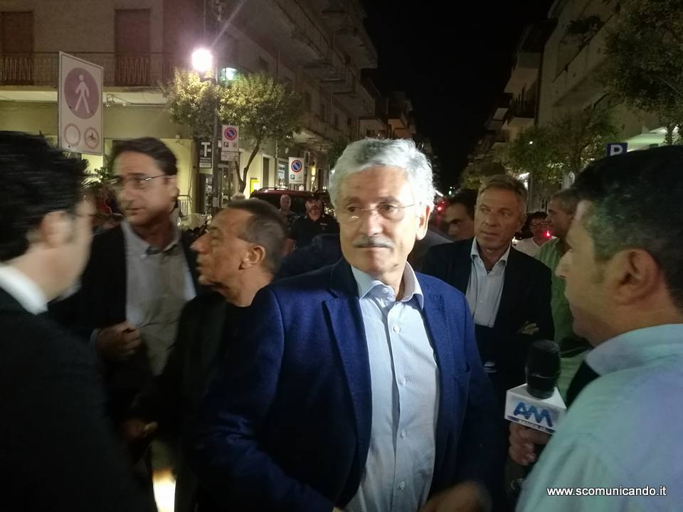 GENTE DI SINISTRA – In piazza, ieri a Capo d’Orlando si avvertiva la voglia di “riferimenti”