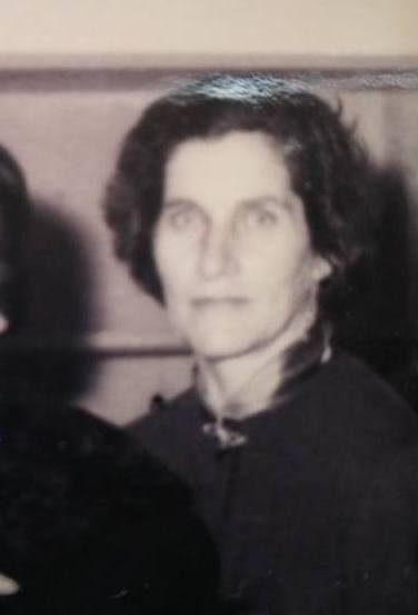 MARIA MANERI – E’ stata la maestra di chi ha oggi sett’annni. Ma a Brolo in tanti la ricordano ancora