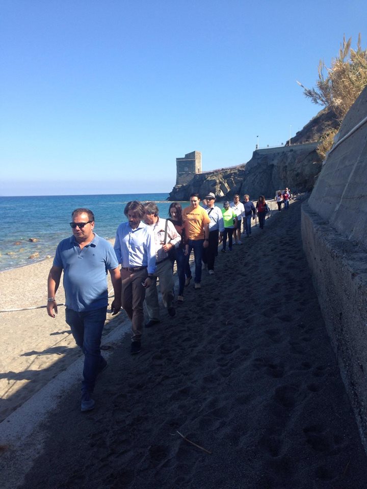 PASSEGGIANDO – I Cinque Stelle a Piraino