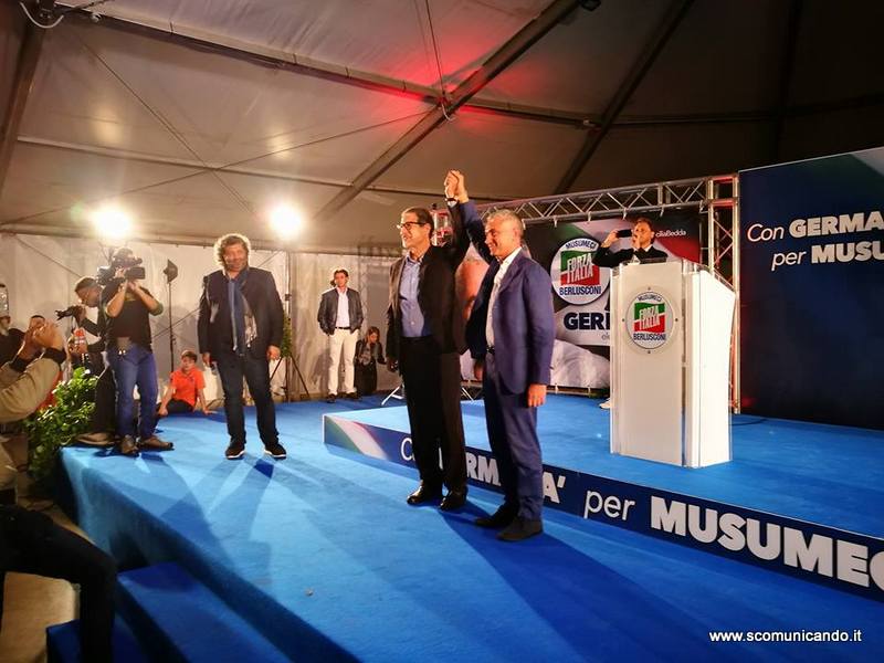 CONVENTION – Germanà, Musumeci e le “Eccellenze” al Palatenda di Brolo per le “Regionali”. Le foto