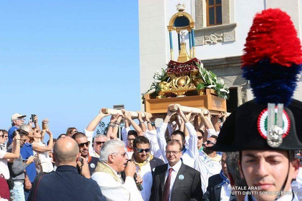 FOTOGRAFARE LA FESTA – Le foto di Natale Arasi fissano i momenti più belli della “Festa della Madonna”