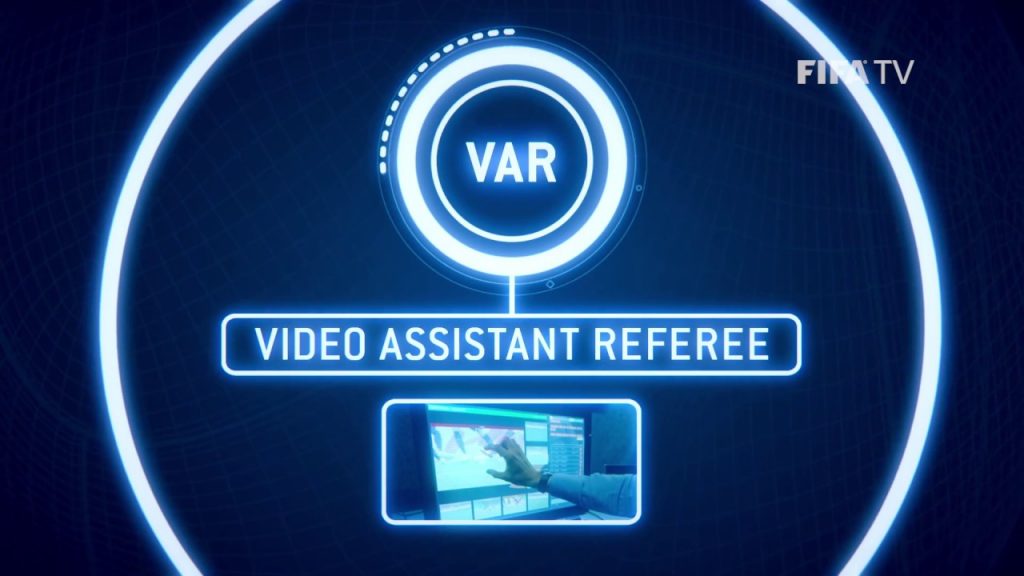 VAR – Polemiche infinite: tutti i pro e i contro