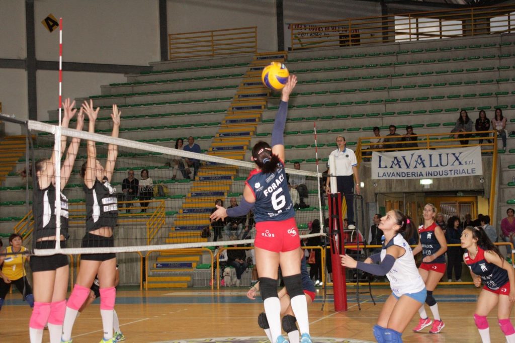 VOLLEY – Girone di andata da incorniciare per la Saracena Volley