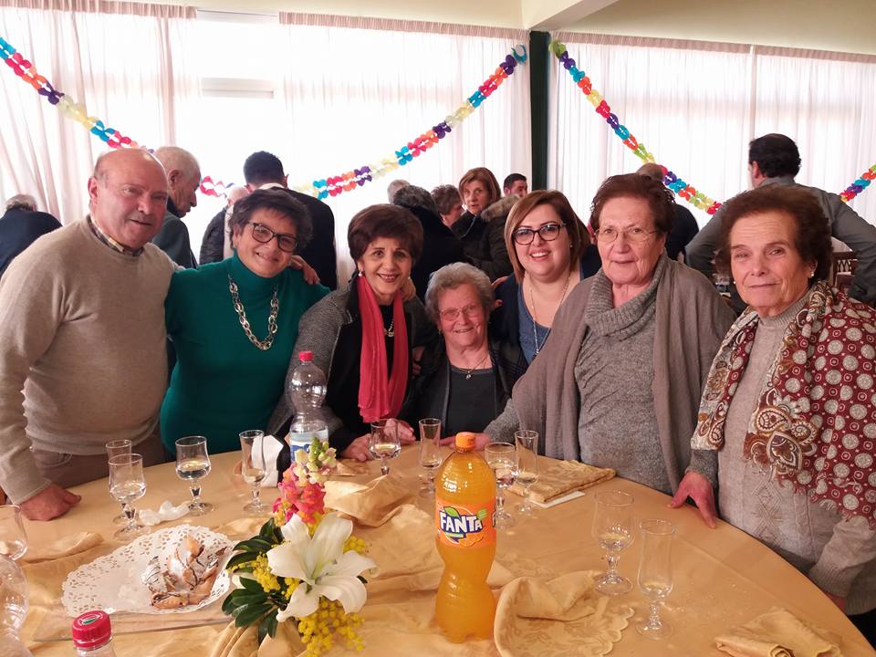 ALBERGHIERO & OVER65 – L’appuntamento brolese contribuisce “a far riscoprire il piacere della convivialità”. Oggi la “Maccheronata” in via Dante