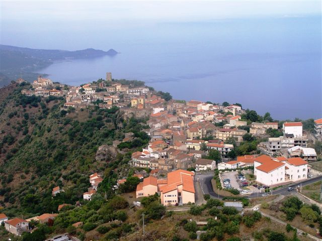 PIRAINO – Multe per chi spreca l’acqua