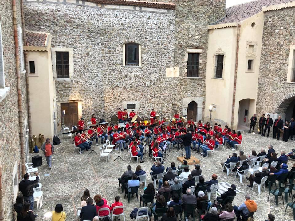 SUCCESSI MUSICALI – Quelli della Toscana Junior Band a Sant’Agata di Militello