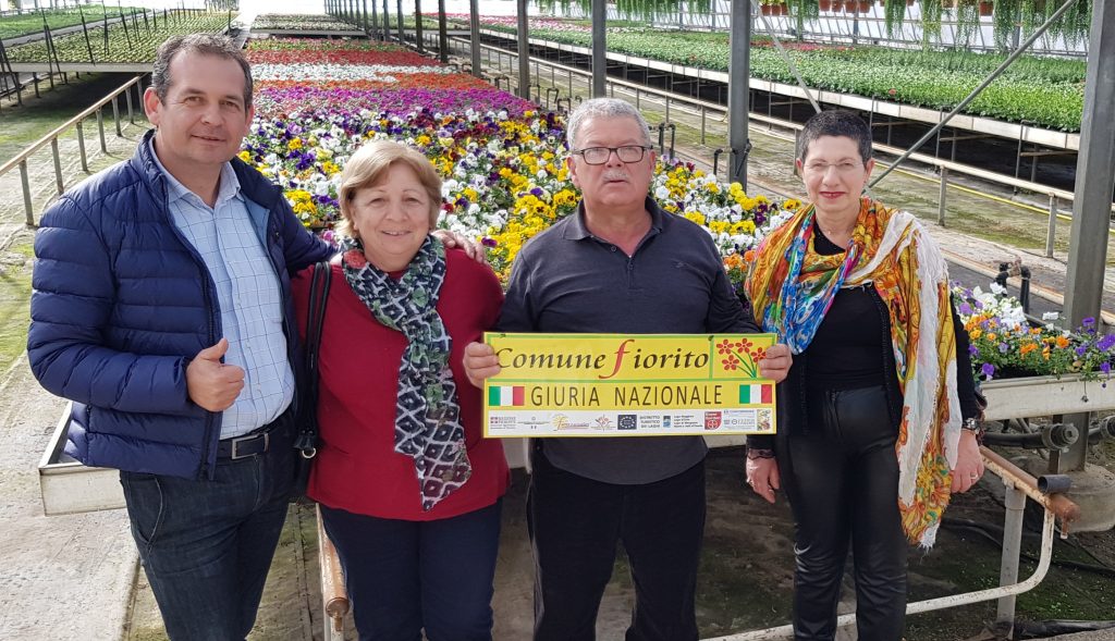 ORTO FIORITO – Premiati Salvatore e Teresa Vinci di Sinagra
